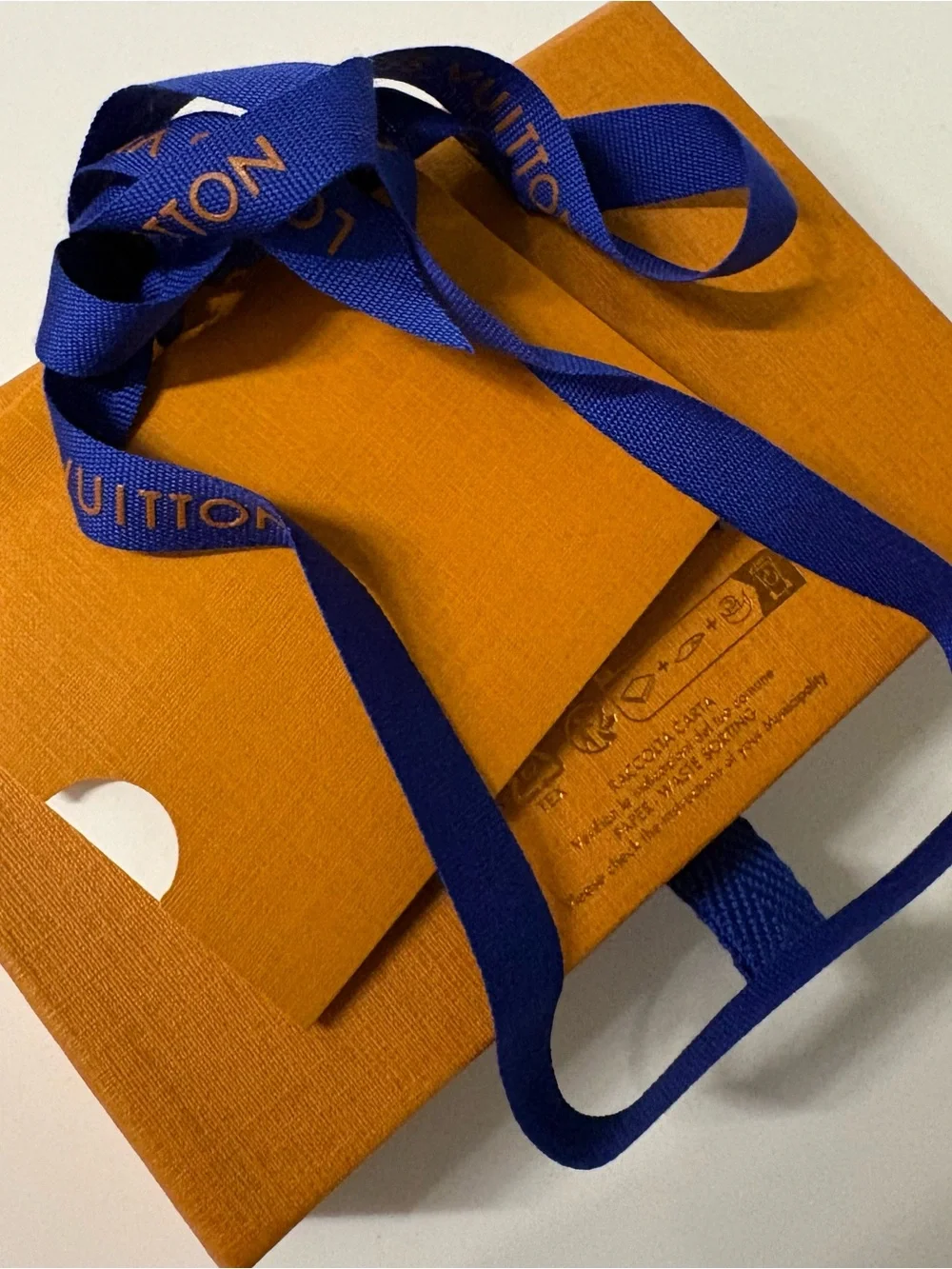 Louis Vuitton Small Wallet or card case gift box and gift tag with ribbon